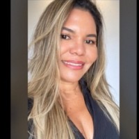 Raquel Mariano