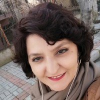 Emine Akşit