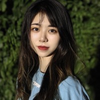 Ada Zhou