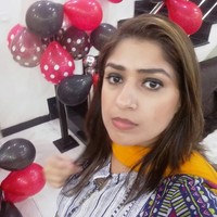 Momina Arif
