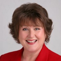 Claudia Snow