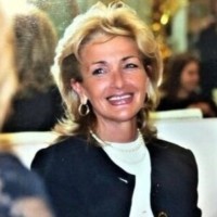 Leona Deneve