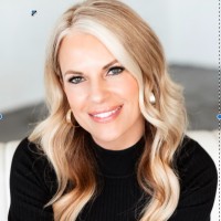 Shellie Wall