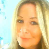 Helen Pow