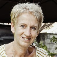 Dr. Manuela Raith