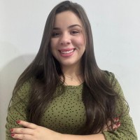 Letícia Lacerda