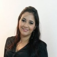 Larissa De Menezes