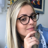 Thaís Kons