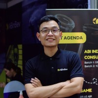 Minh Hoang Le