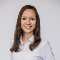 Anna Schuster