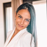 Dana Mouyonn