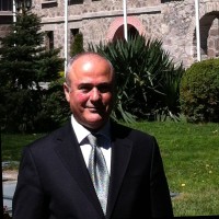 İsmet Özer