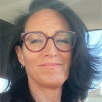 Laura Chenier