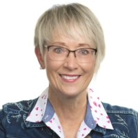 Nancy Merrow, MD, CCFP(PC), FCFP, ACC