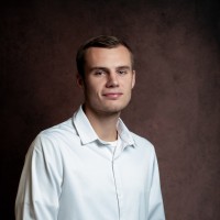 Enzo Bey
