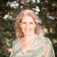 Tessie Albers van der Linden