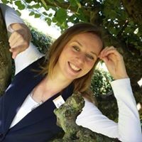 Simone van den Berg