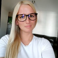 Adrienn Rost