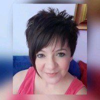 Lois Vd Westhuizen