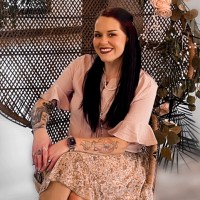 Amanda Fricks-Davis