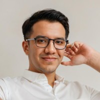 Mesut Akbari