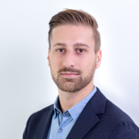 Dr. Kristof Kanzler