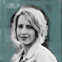 Adelle Stone