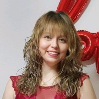 Tania Mocha Flores