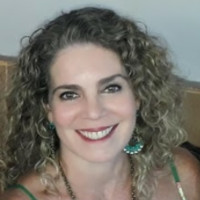 Luciana Dias A Veiga