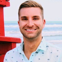 Dr Jonathan Treece, MD