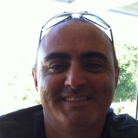 Robert Axiak