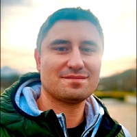Alex Ushakov
