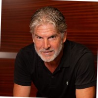 Antonio (Tony) Llabrés Kirkland