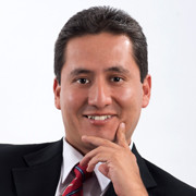 Fernando Calderón