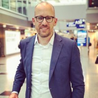 Henning G.