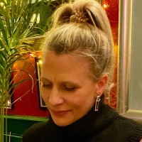 Karen Magor