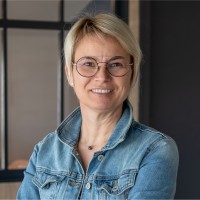LYDIA BRILLET
