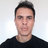 Leandro L.