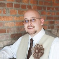 Andrew Becker