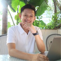 Iwan Seppriadi S.I.Kom., M.I.Kom.