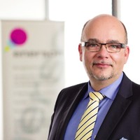 Frank OesterwindFrank Oesterwind is an Influencer