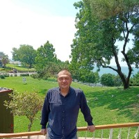Özgür Özer