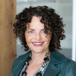 Lise Crawford, Mba