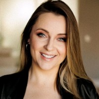 Vanessa Train Mascari