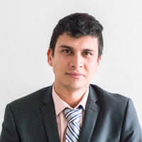 Carlos Flores Guzmán