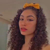 Izabeli Melo