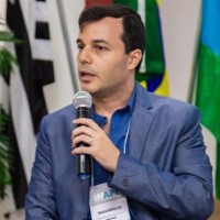 Mauricio Carvalho