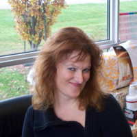 Linda Lee