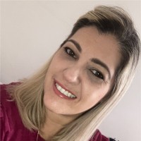 Evelyn Meireles Pouza
