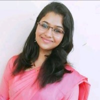 Nadia R Hassan